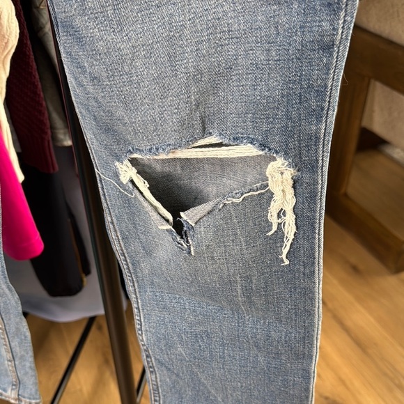 Abercrombie & Fitch Blue Straight Leg Distressed Jeans – Size 30 Extra Short - Picture 5 of 7